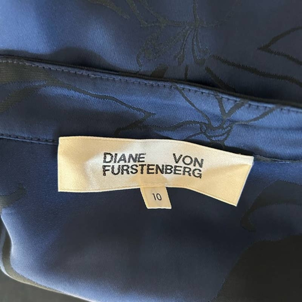 Diane Von Furstenberg Blue Floral Mini Dress - Picture 6 of 7